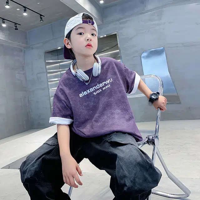 ULOVAZN t T