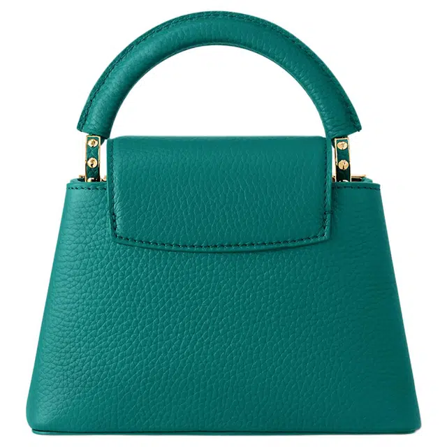 LOUIS VUITTON Capucines Taurillon