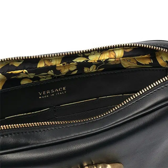 Versace Medusa Zip Wallet Black