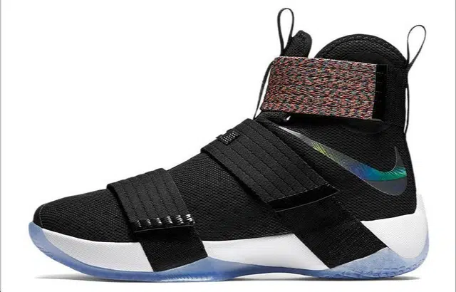 Nike zoom soldier 10 Cosmic