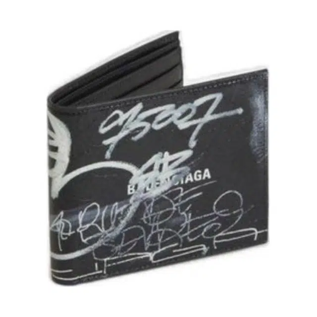 Balenciaga Cash Square