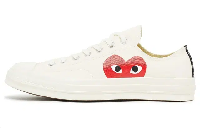 CDG Play x Converse Chuck 70 Plus
