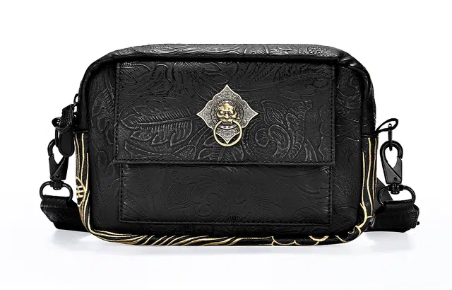 初弎 中国风元素狮子头小方包 街头潮流单肩斜挎包 刺绣百搭通勤小包斜挎包单肩包 男女同款 黑色