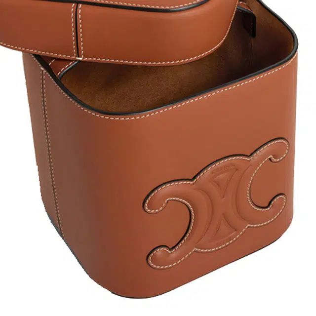 CELINE Box Triomphe