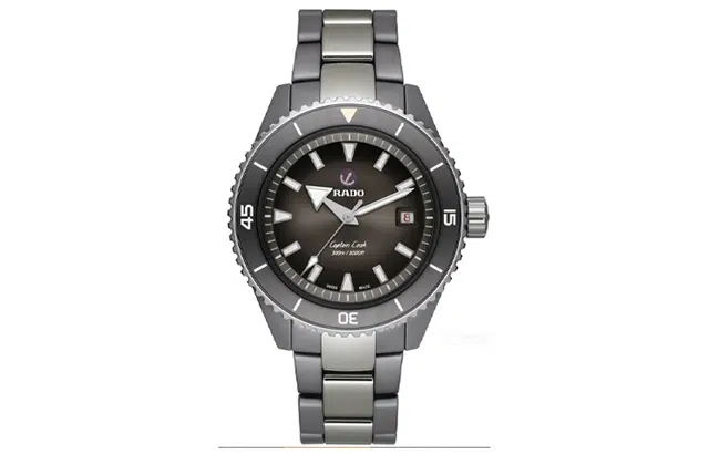 RADO 300 43mm R32144102