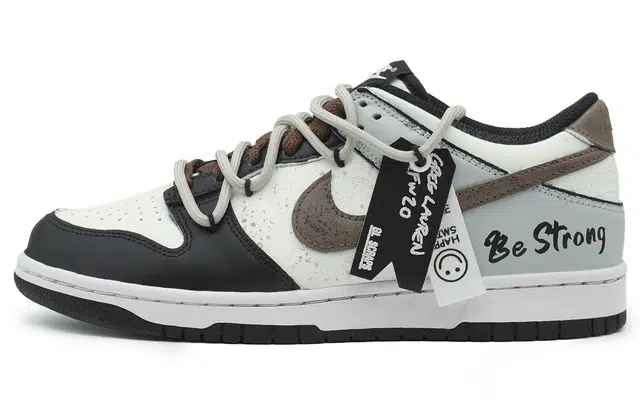 Nike Dunk vibe 520