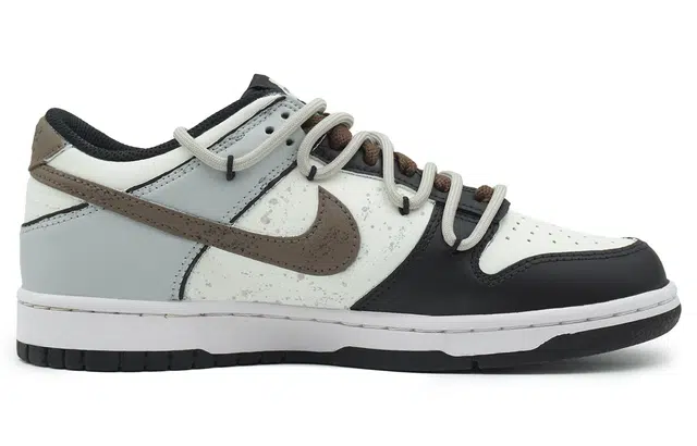 Nike Dunk vibe 520