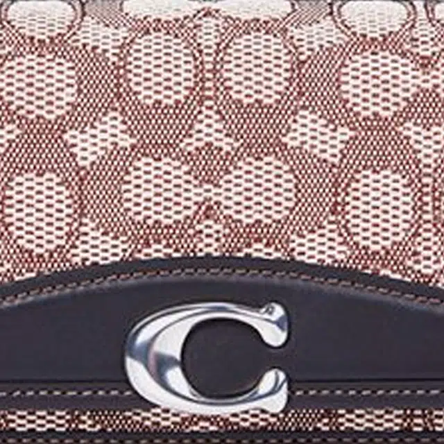 COACH Bandit 18