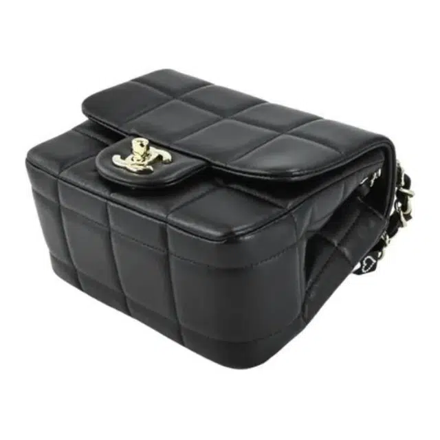 CHANEL 23C