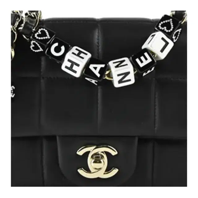 CHANEL 23C