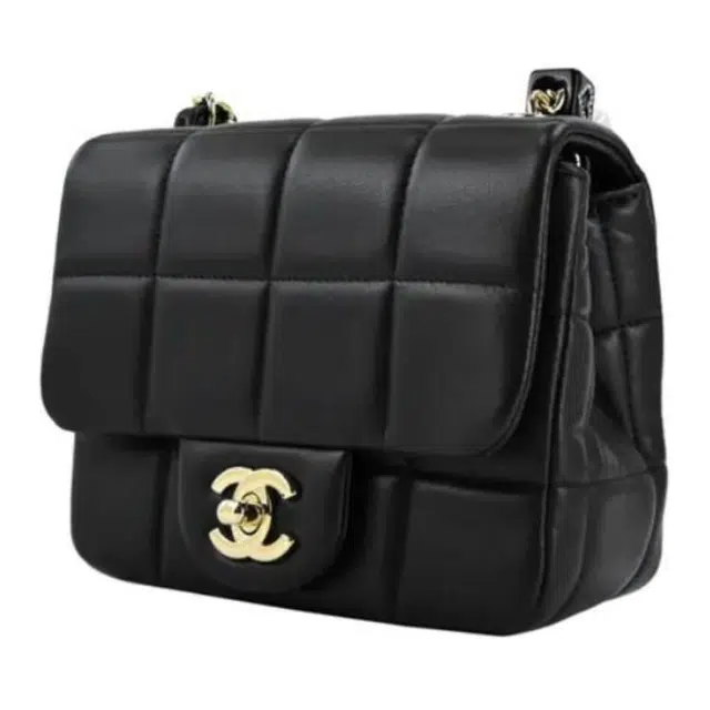 CHANEL 23C