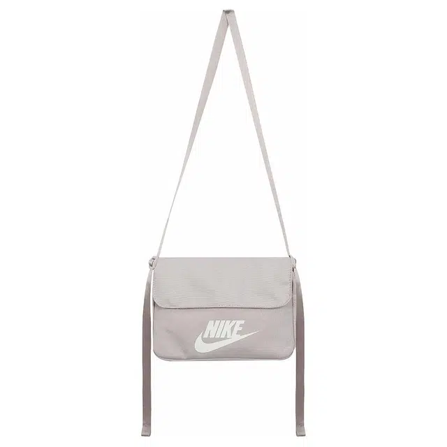 Nike Sportswear Futura 365