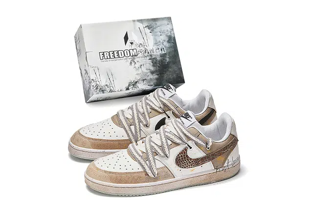 Nike Court Borough Low