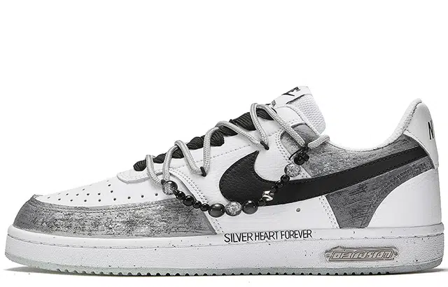 Nike Court Borough Low