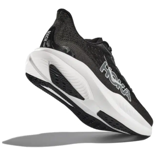 HOKA ONE ONE