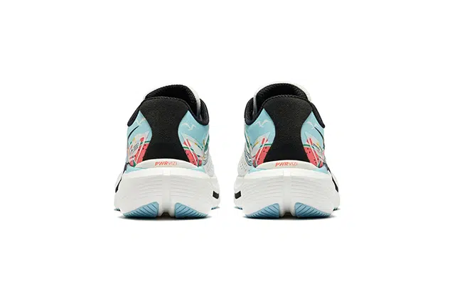 Saucony SLAY 2