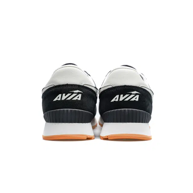 AVIA 900R