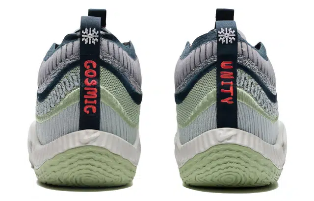 Nike Cosmic Unity 3