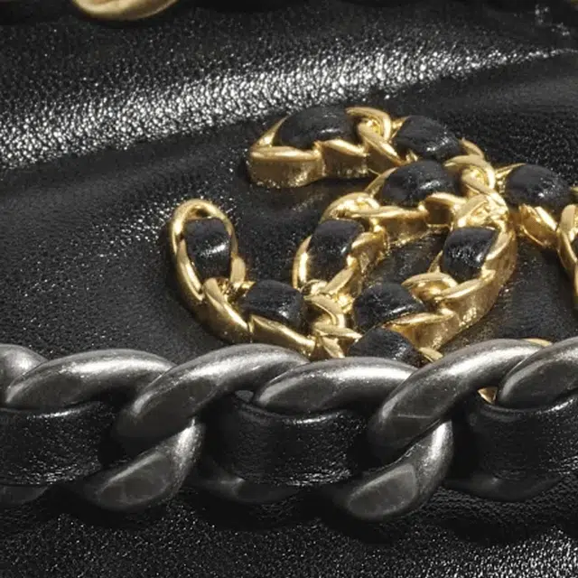 CHANEL logo