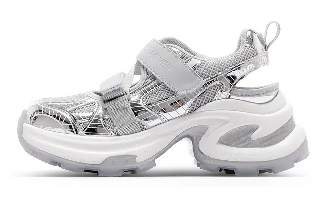 C°BANNER Silver Dad Sneakers