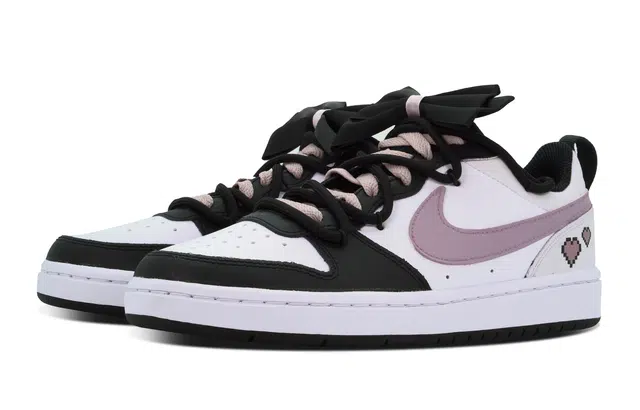 Nike Court Borough Low DEER GS