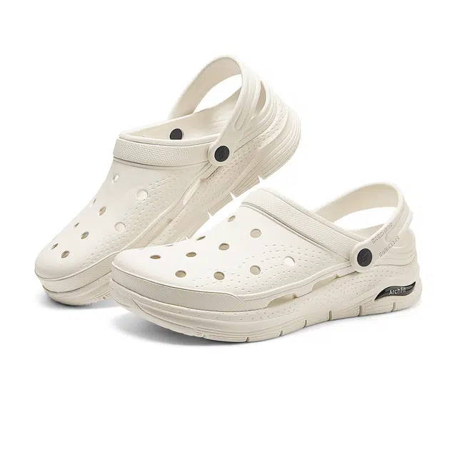 Skechers Arch Fit