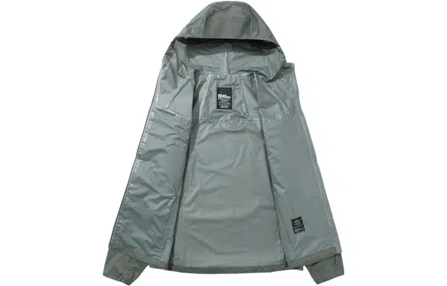 Jack Wolfskin Lightweight Hiking Series Black Softshell Jacket