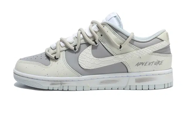 Nike Dunk Low White Grey