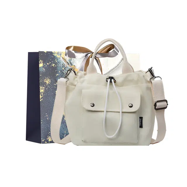 伊曼家 运动风潮流帅气简约时尚小众轻便包包 帆布 帆布包单肩包 女款