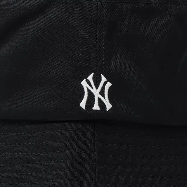 MLB