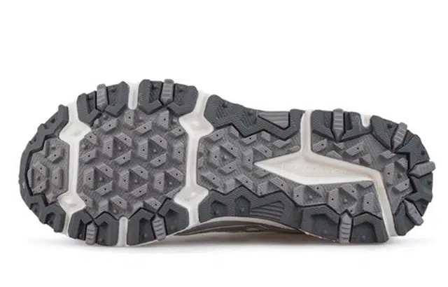 New Balance 410 Pink Silver