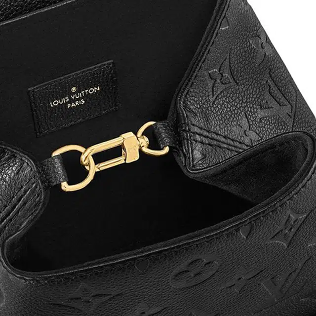 LOUIS VUITTON Backup