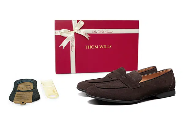 THOM WILLS