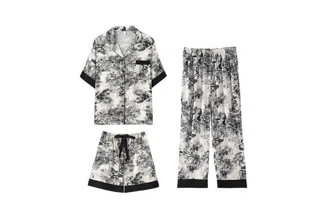 俏薇妮 新中式水墨画凉感冰丝高级感家居服实用短袖上衣短裤长裤三件套宽松薄款睡衣套装 女款 黑色