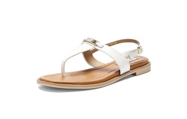 NINE WEST