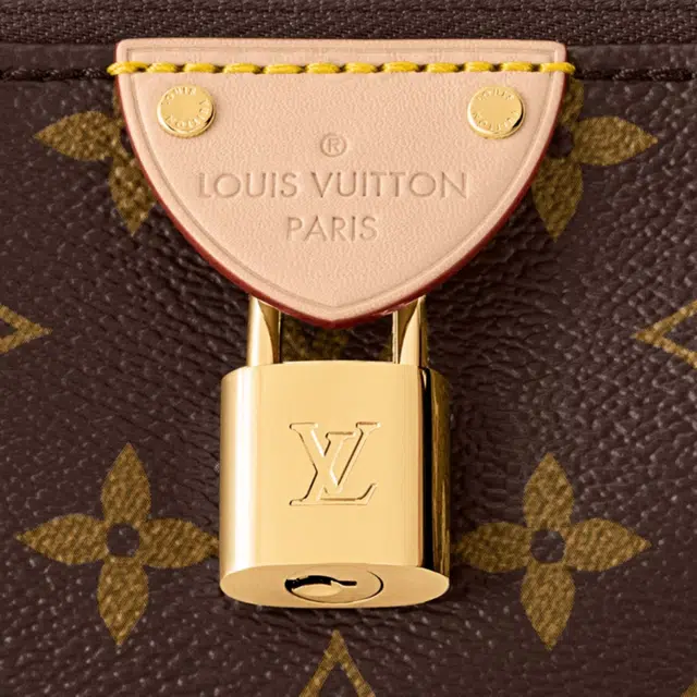 Louis Vuitton Pochette Tirette