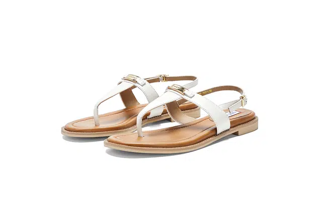 NINE WEST