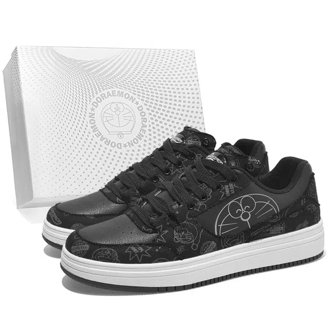 Doraemon Low Top Sneakers