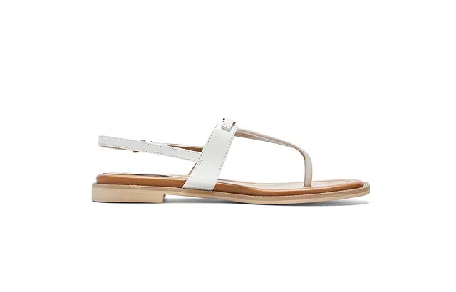 NINE WEST