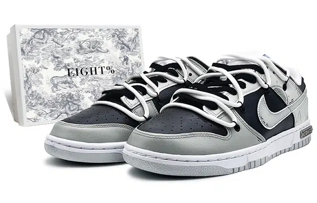 Nike Dunk "Pure Platinum" EIGHT