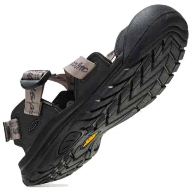 NEW ACOUSTIC CAMP x KEEN Zerraport 2