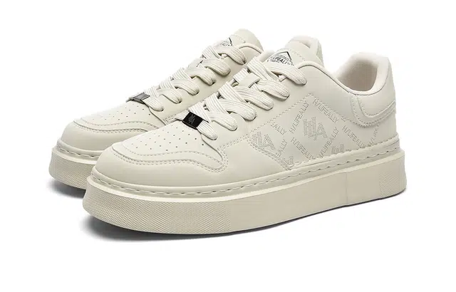 HLA Low Top Platform Sneakers