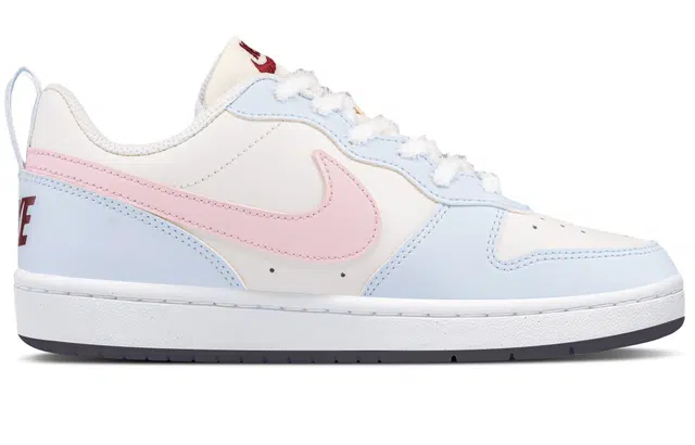 Nike Court Borough PEEKABOO