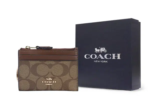 COACH Skinny 11 PVC