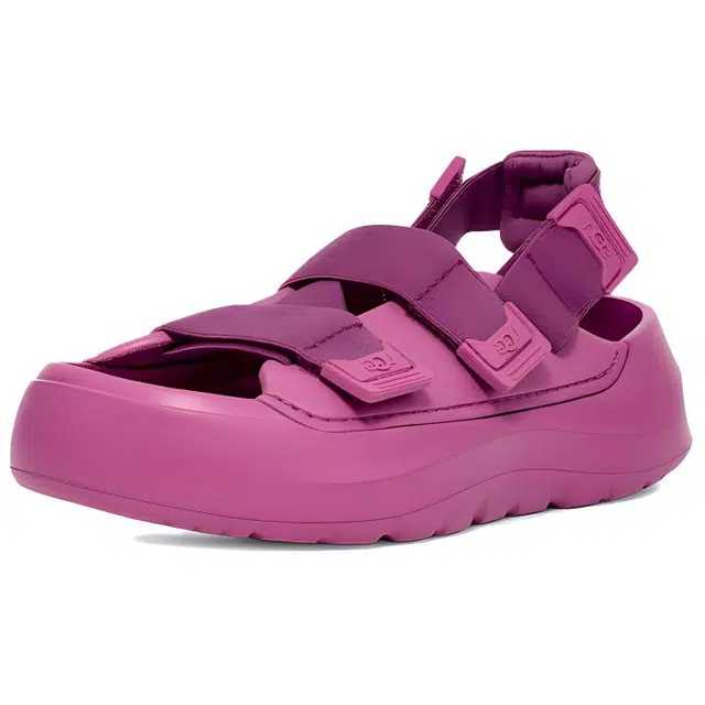 UGG