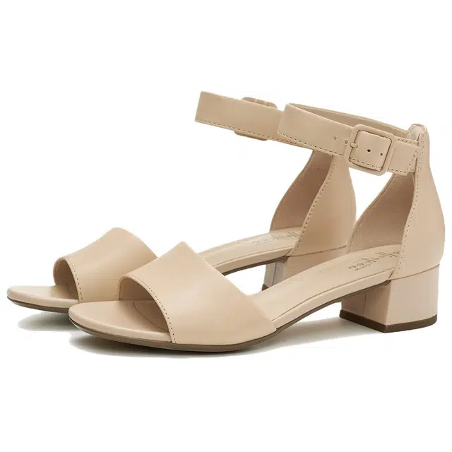 Clarks 4.5cm