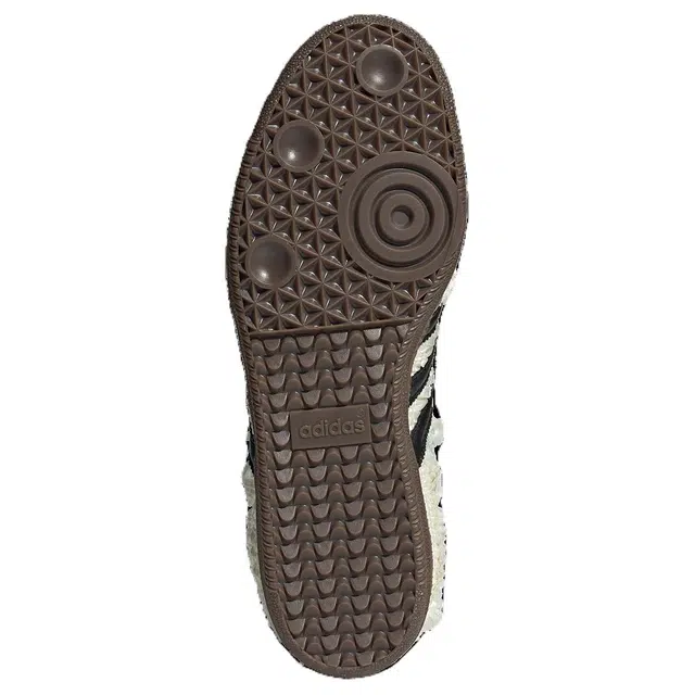 Caroline x adidas originals Samba OG SATIN SHOES