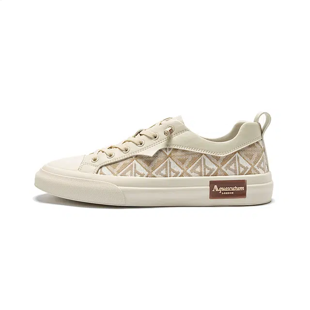 AQUASCUTUM