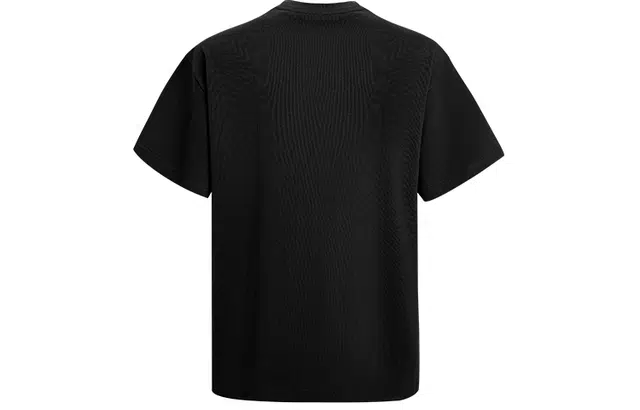 UR T