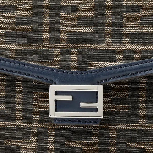 FENDI BaguetteTrunk FF